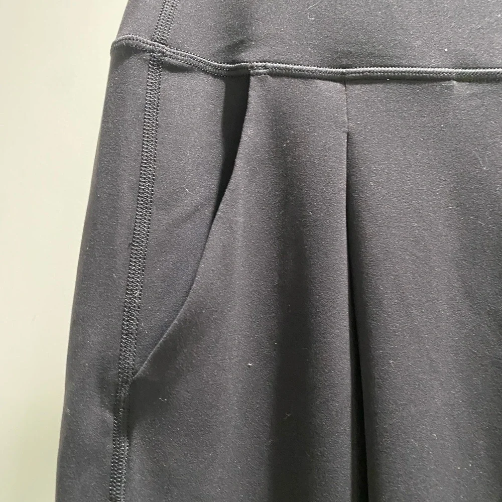 Lululemon Align Palazzo Athleisure Pant in Black - Picture 3 of 4